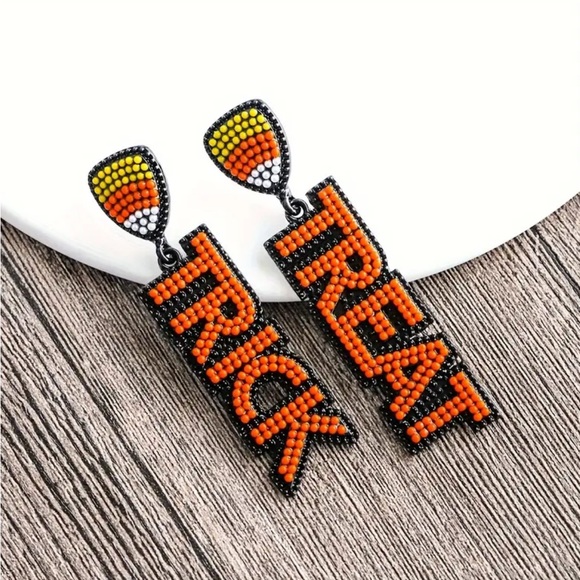 Trick or Treat with Candy Corn Beaded Drop Earrings - Picture 3 of 4